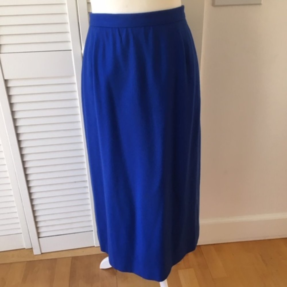 Royal blue A-line wool skirt with pockets!
